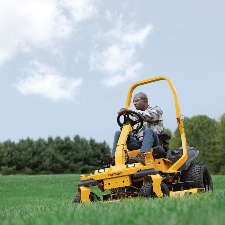 Cub Cadet Pro Z ZTXS4 60 - Zero Turn Lawn Mower
