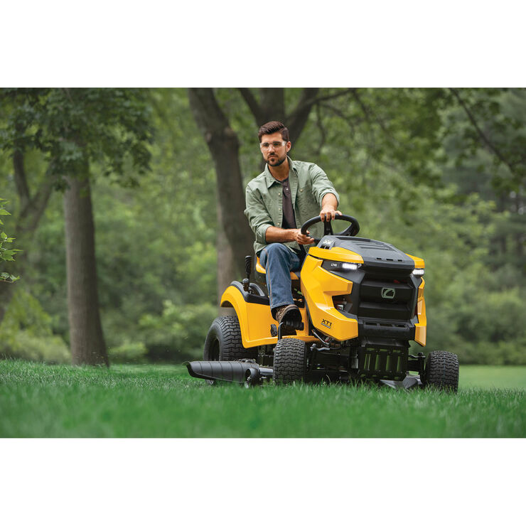 Cub Cadet Enduro Series XT1 LT46 - Zero Turn Lawn Mower