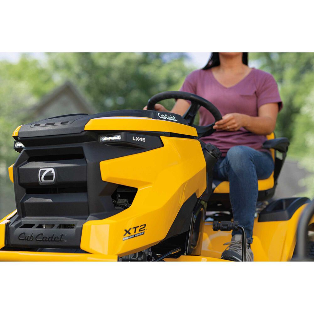 Cub Cadet Enduro Series XT2 LX46 - Zero Turn Lawn Mower